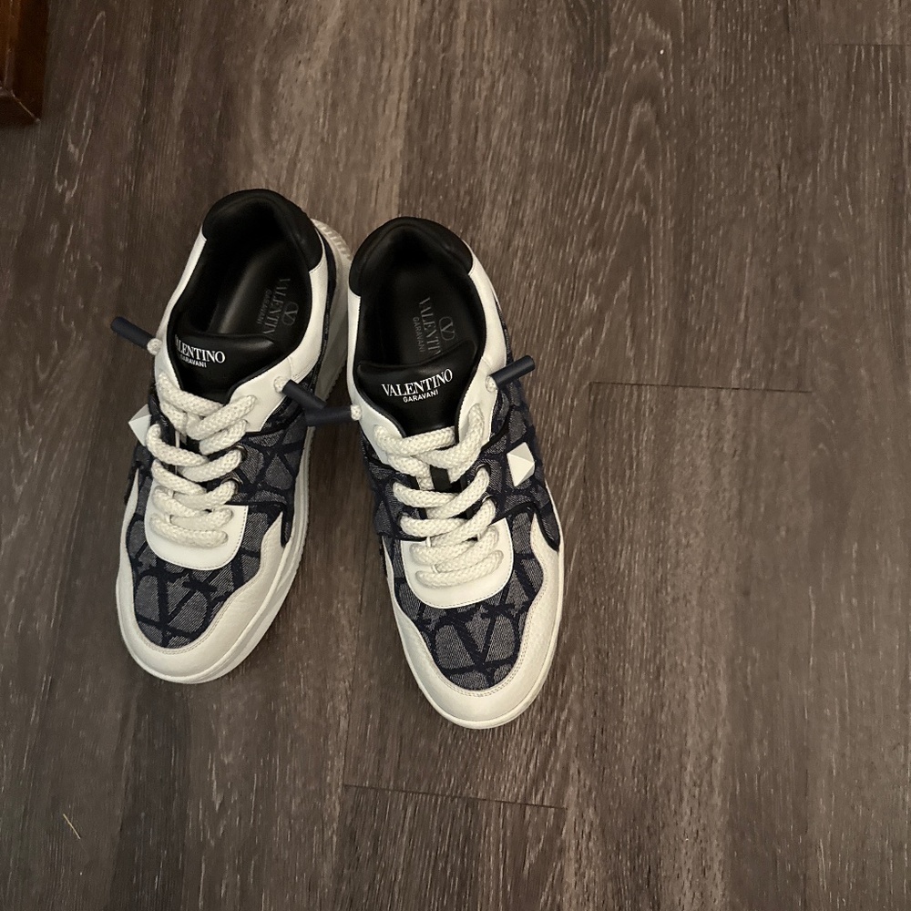 Valentino garavani shoes